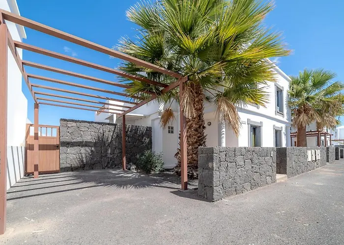 Casa *