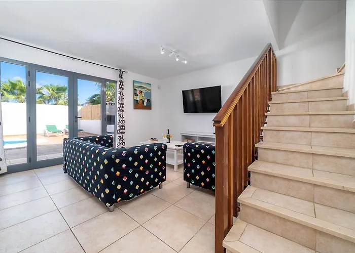 Casa *